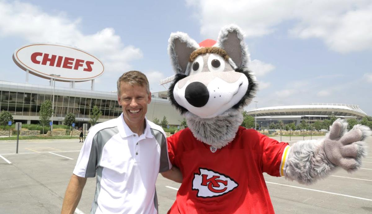 Kansas City Chiefs Mascot Dan Meers To Deliver Inspirational Message in Minot
